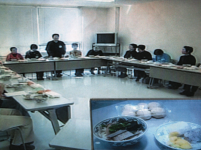 団体：朗読ボランティア　どんぐり